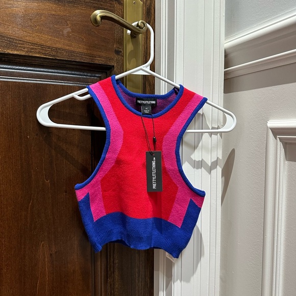 Pretty Little Thing Top - Picture 2 of 5